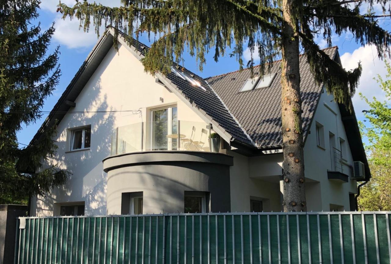 Apartamento Buda Valley: With Garden Budapeste